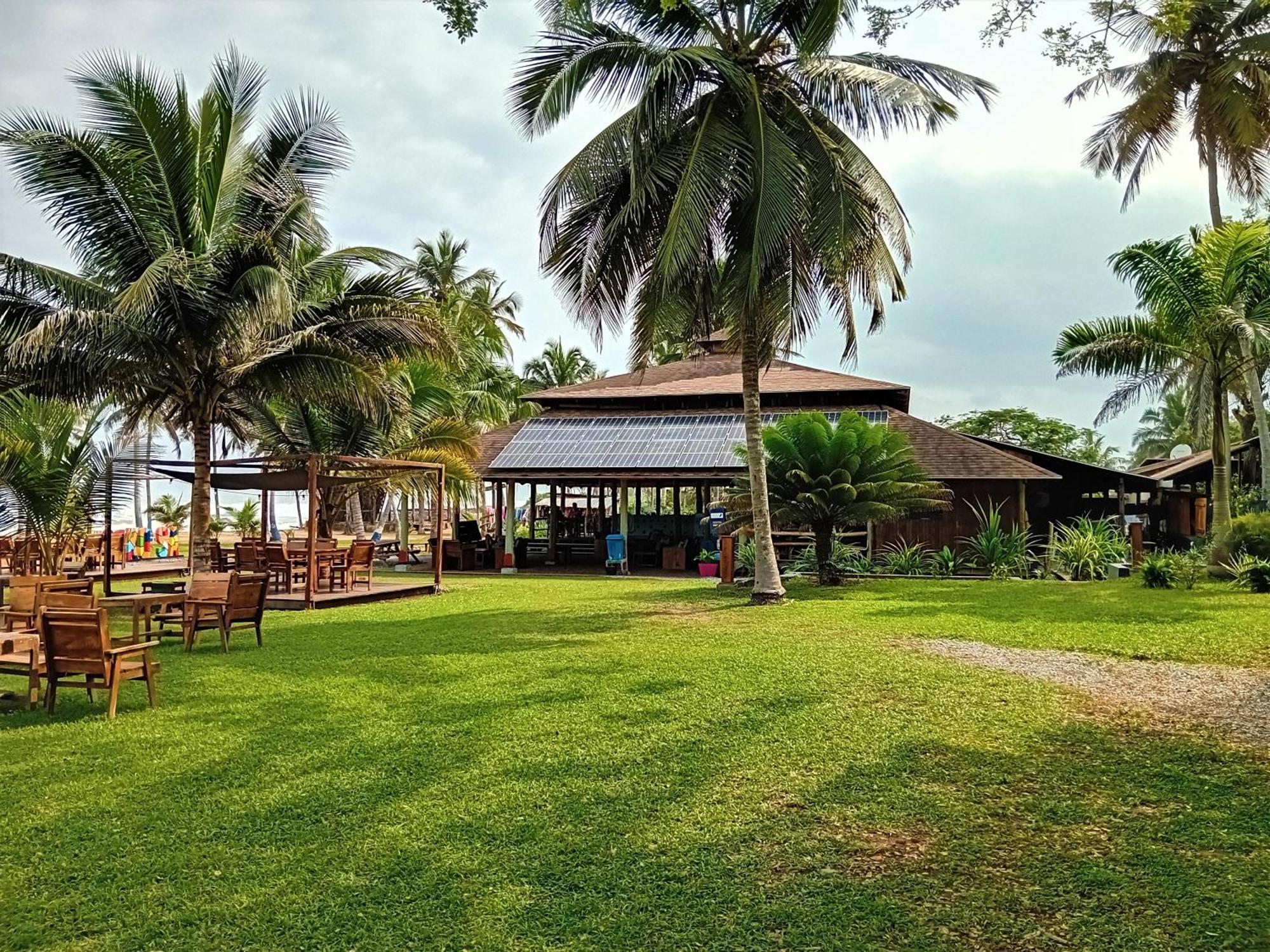 Ko-Sa Beach Resort Ltd Ampeni 外观 照片