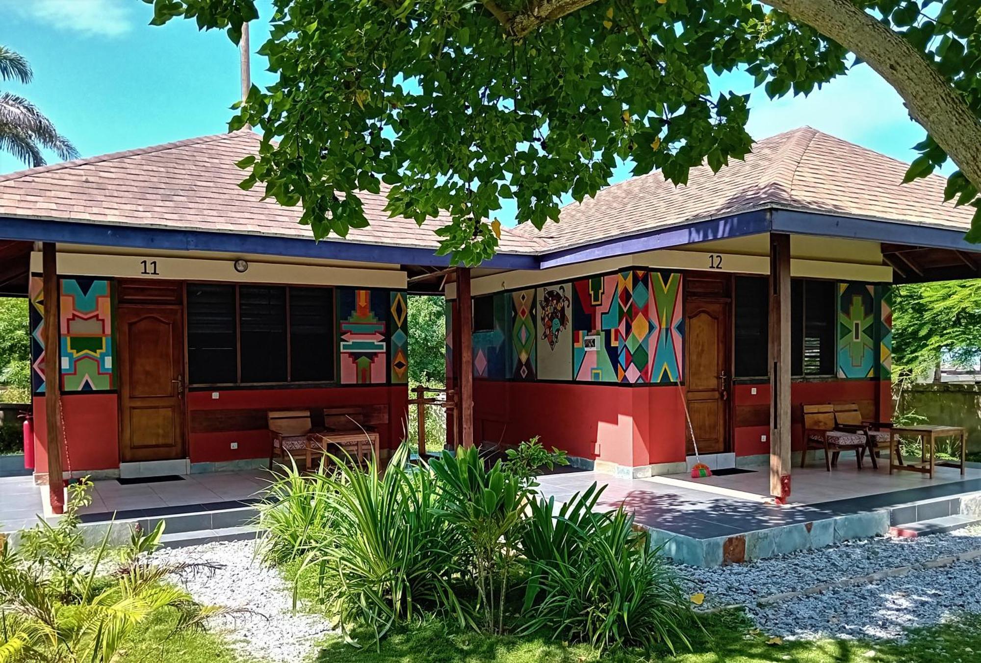 Ko-Sa Beach Resort Ltd Ampeni 外观 照片