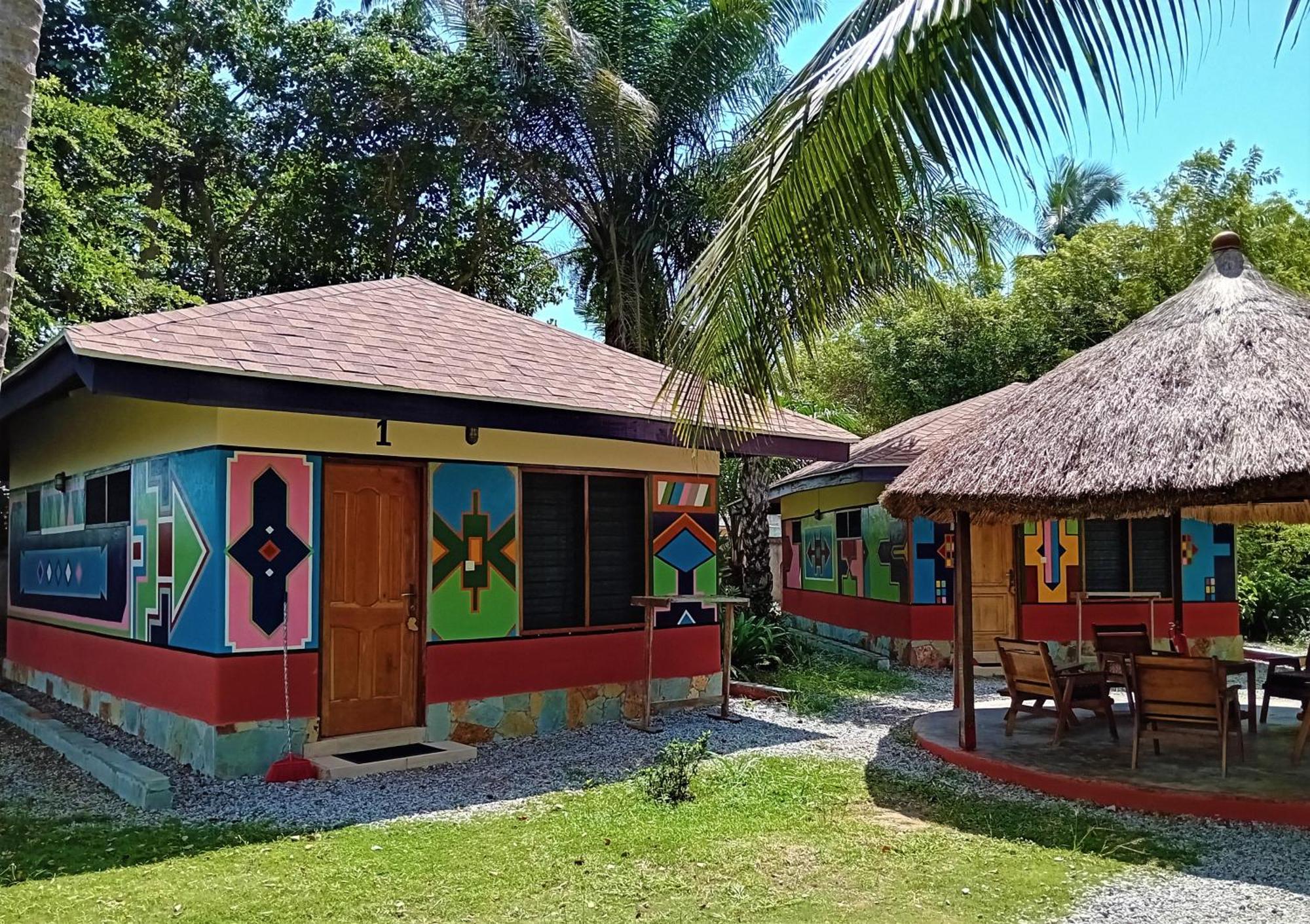 Ko-Sa Beach Resort Ltd Ampeni 外观 照片