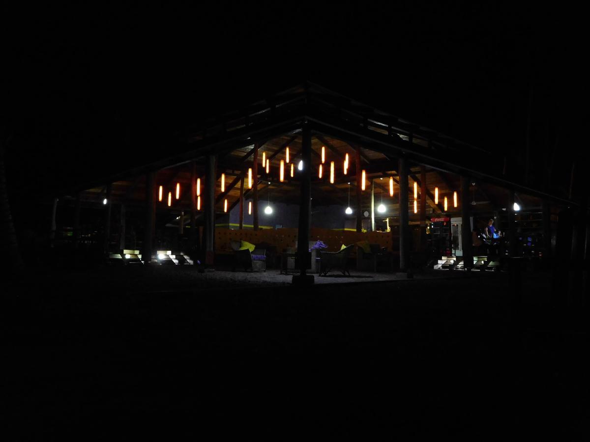 Ko-Sa Beach Resort Ltd Ampeni 外观 照片