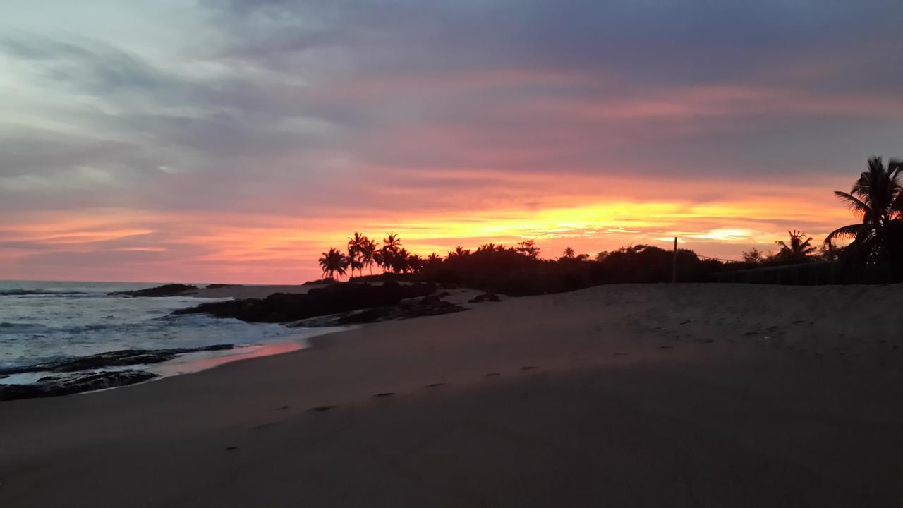 Ko-Sa Beach Resort Ltd Ampeni 外观 照片