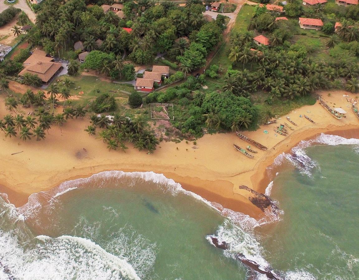 Ko-Sa Beach Resort Ltd Ampeni 外观 照片
