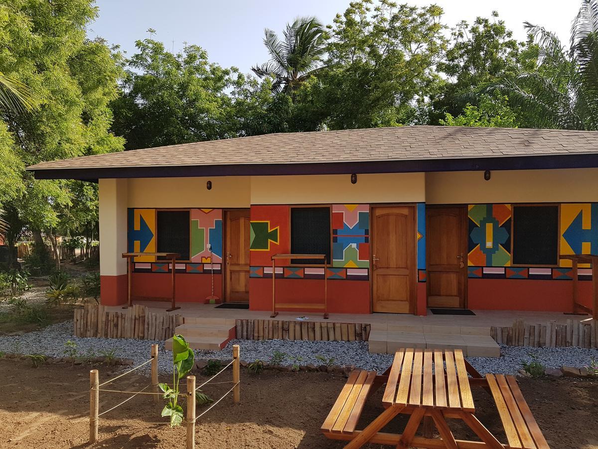 Ko-Sa Beach Resort Ltd Ampeni 外观 照片